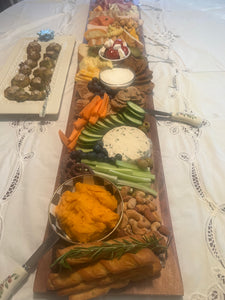 Charcuterie Boards, Boxes, Trays & Grazing Tables